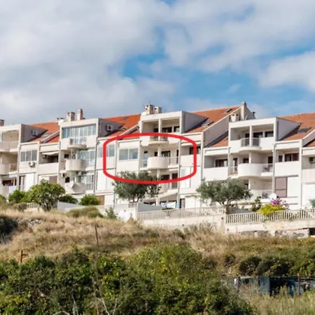 Sea View Reno W/garage Daire
