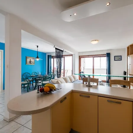 Sea View Reno W/garage * ספליט