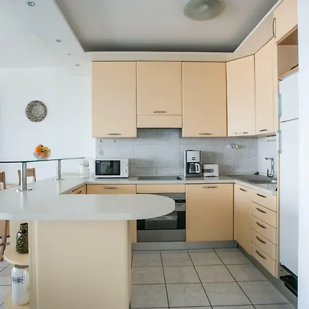 Sea View Reno W/garage ספליט