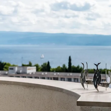 Апартаменти Sea View Reno W/garage Спліт