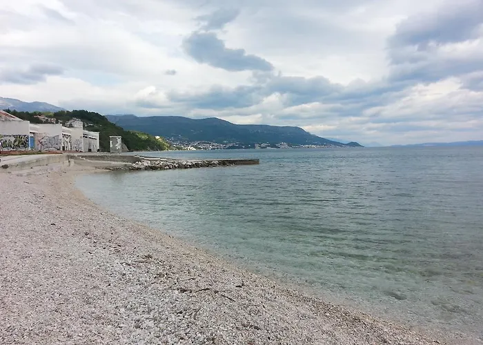 Sea View Reno W/garage * Split